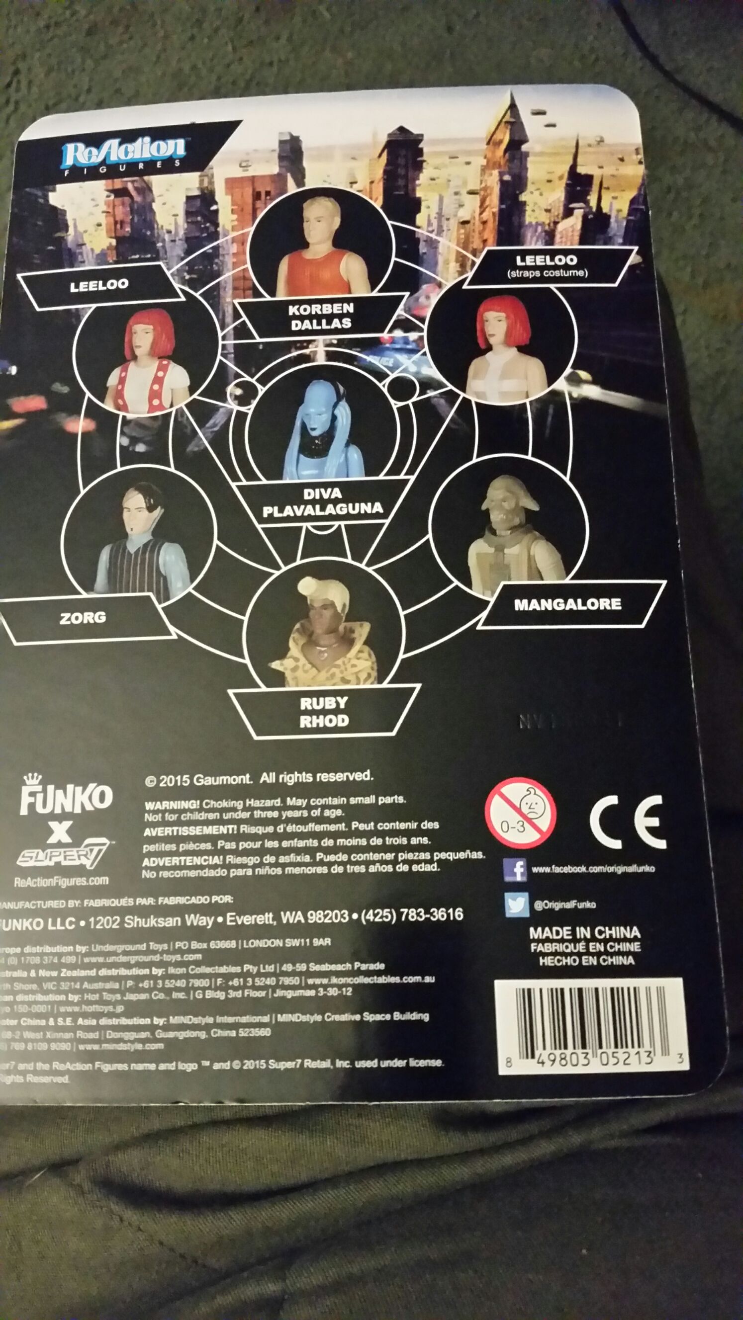 Diva Plavalaguna - The Fifth Element vinyl figure collectible [Barcode 849803052133] - Main Image 2