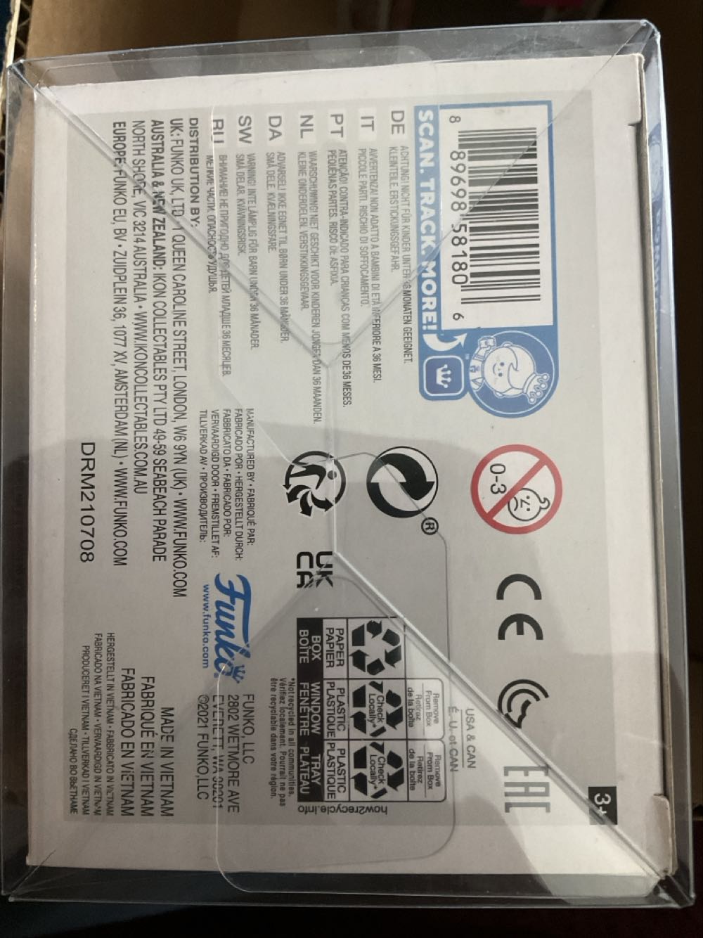 Batman- Day Of Dead - DC Universe vinyl figure collectible - Main Image 3