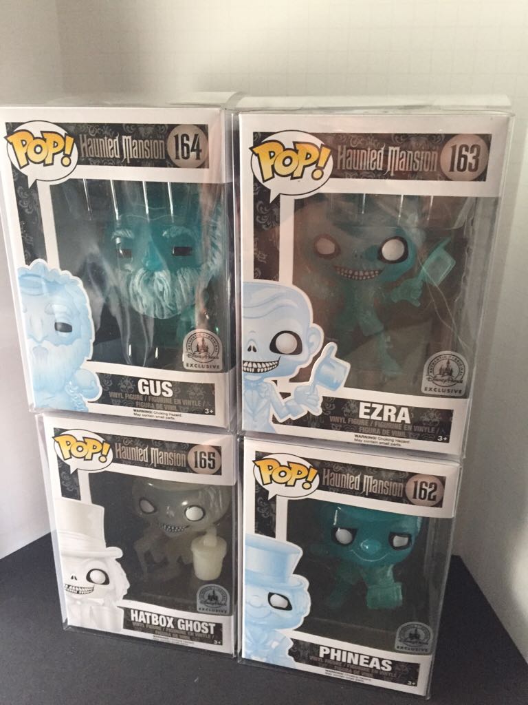 Hatbox Ghost  vinyl figure collectible [Barcode 849803054984] - Main Image 2