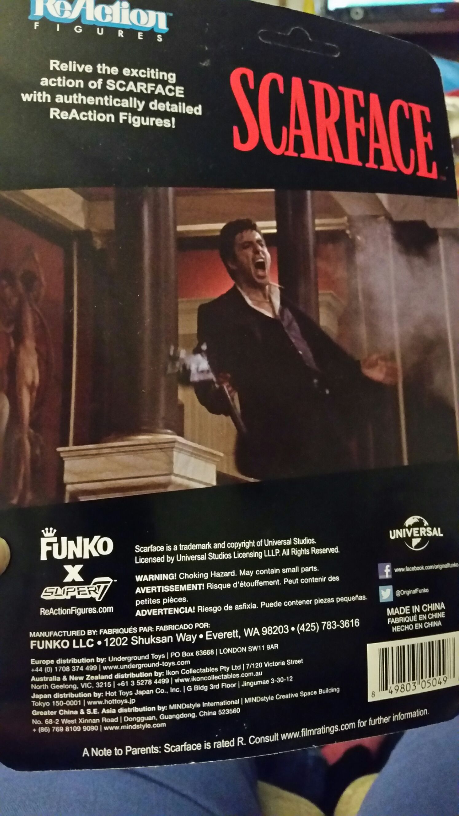 Tony Montana - Scarface vinyl figure collectible - Main Image 2