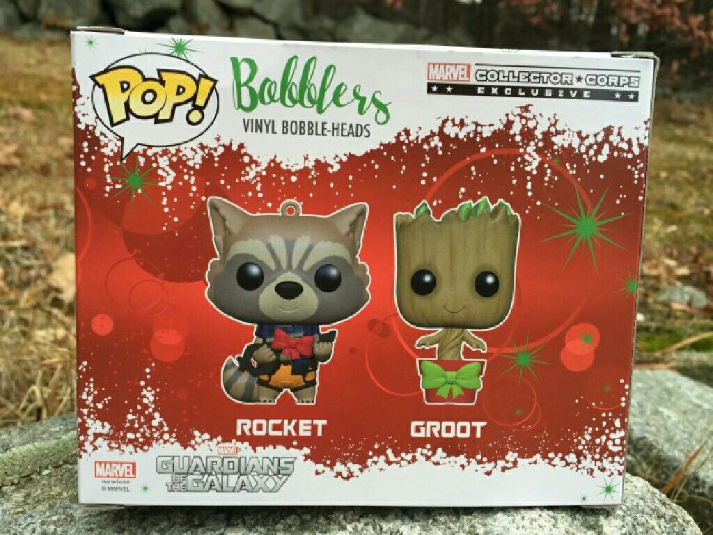 Holiday Groot and Rocket - Guardians of the Galaxy vinyl figure collectible - Main Image 2