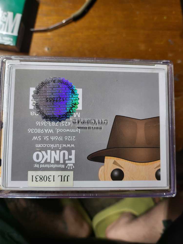 Pop Movies #02 Ferddy Krueger Auto  vinyl figure collectible - Main Image 4