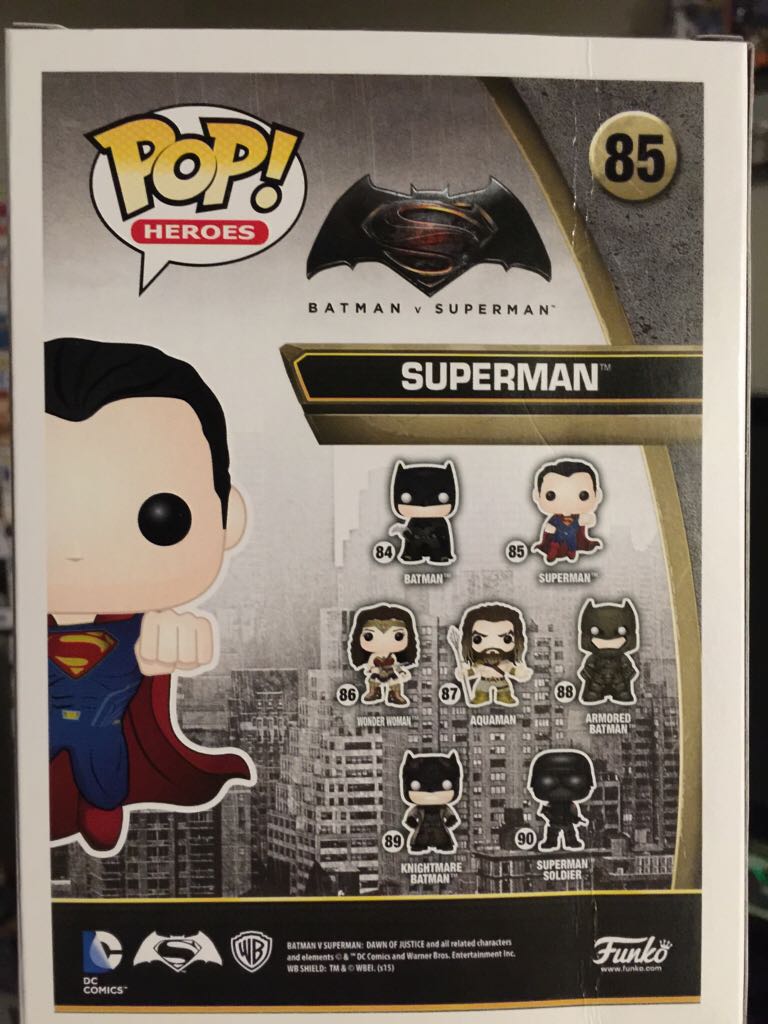 Superman - Funko vinyl figure collectible [Barcode 849803060268] - Main Image 2