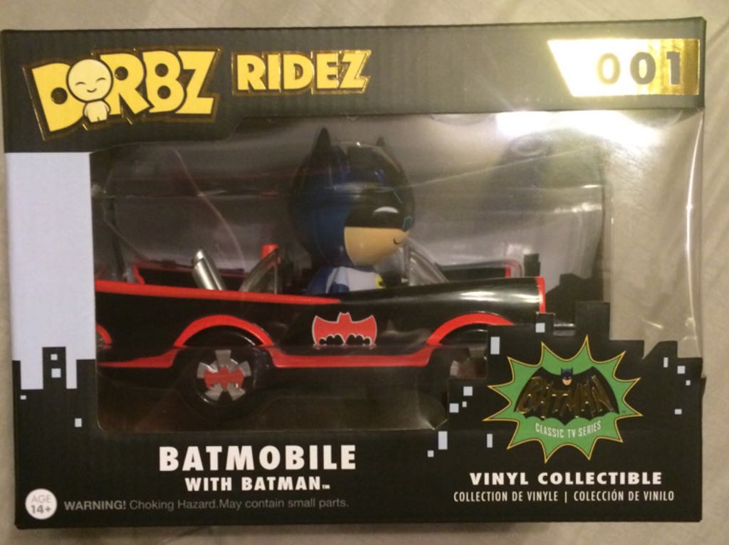 Batmobile with Batman (Dorbz) - DC Universe vinyl figure collectible [Barcode 849803064051] - Main Image 2