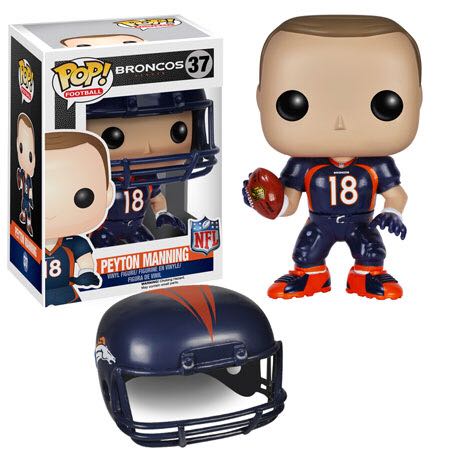 Peyton Manning - NFL vinyl figure collectible [Barcode 849803075637] - Main Image 2