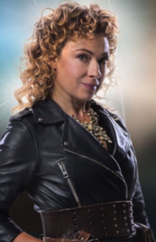 River Song - Doctor Who vinyl figure collectible - Main Image 3
