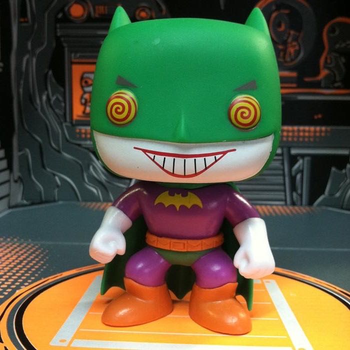 The Joker Batman - DC: Superheroes vinyl figure collectible - Main Image 3