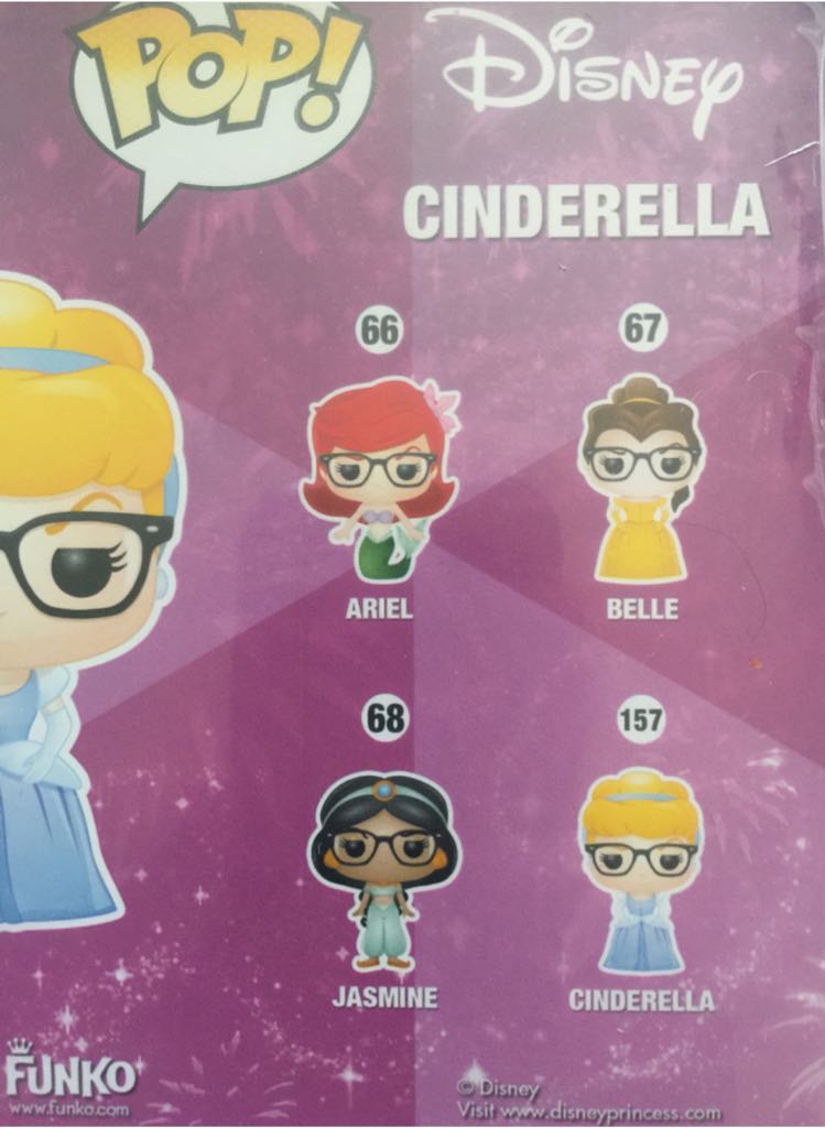 Cinderella Hot Topic Exclusive - Disney vinyl figure collectible - Main Image 2