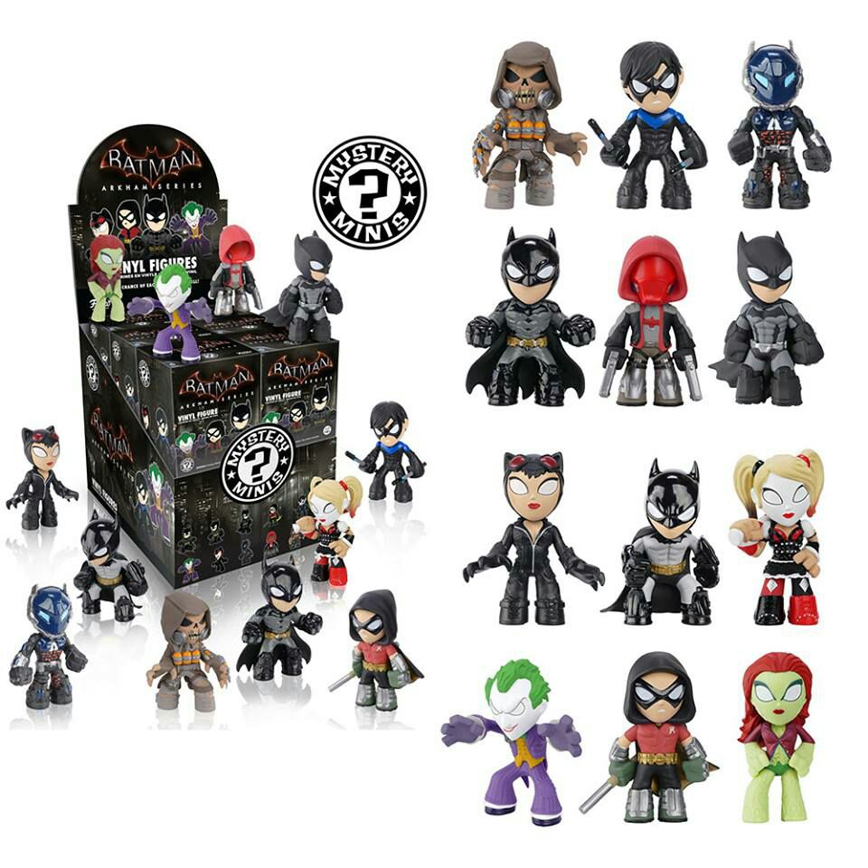 Arkham Knight  vinyl figure collectible - Main Image 2