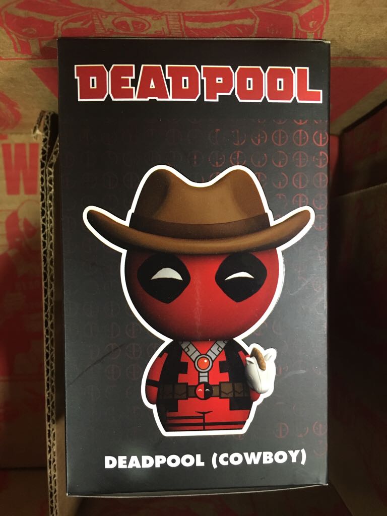 Deadpool Cowboy $6 - Marvel Universe vinyl figure collectible - Main Image 2