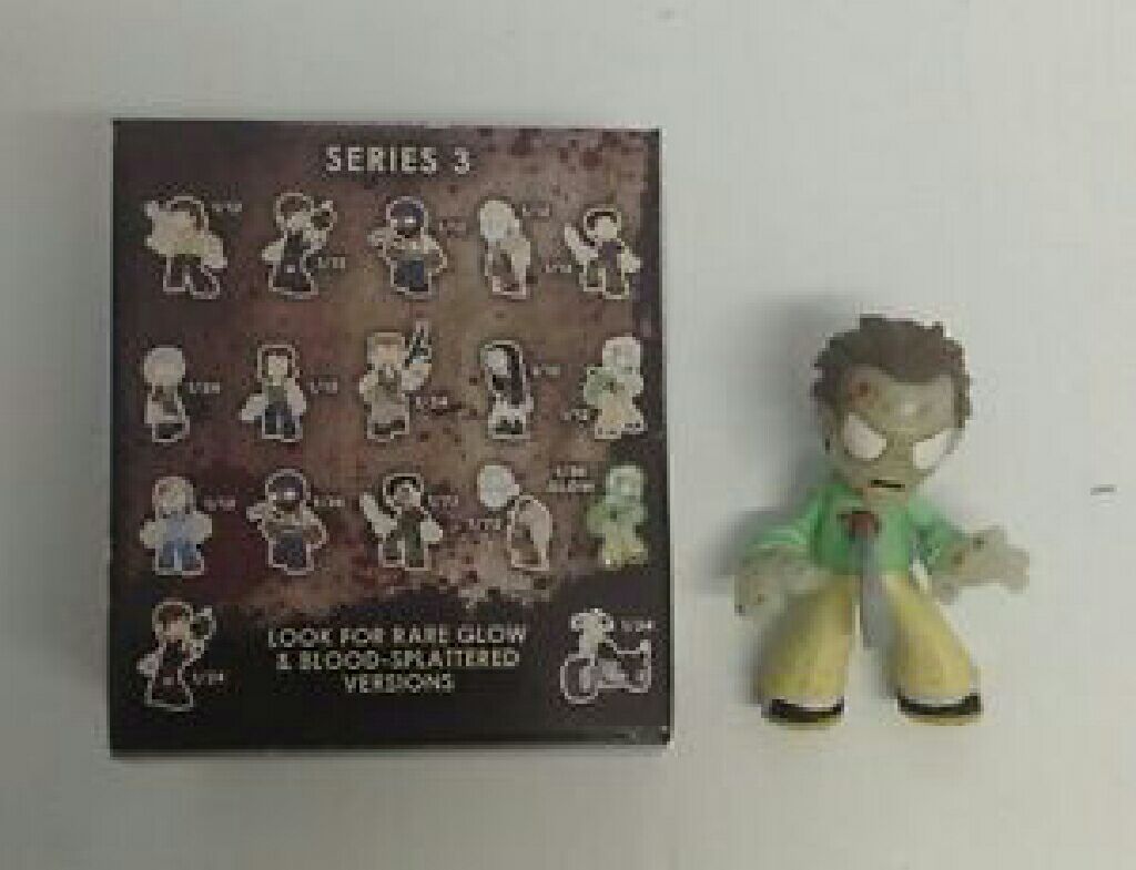 Impaled Walker (Glow)  vinyl figure collectible - Main Image 2