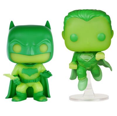 Batmam Vs Superman Walmart Exclusive - DC Universe vinyl figure collectible [Barcode 849803065447] - Main Image 2