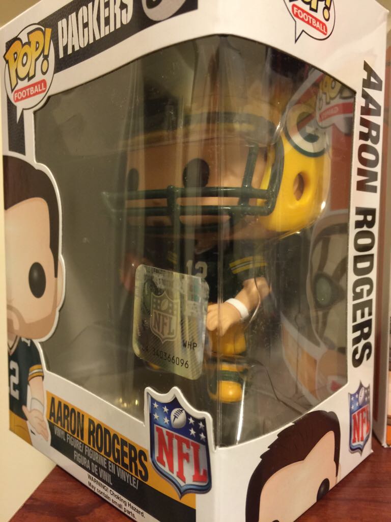 Aaron Rodgers (Wave 2) - NFL vinyl figure collectible [Barcode 849803075569] - Main Image 2