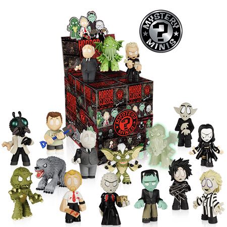 Frankenstein Monster  - Monsters vinyl figure collectible - Main Image 2