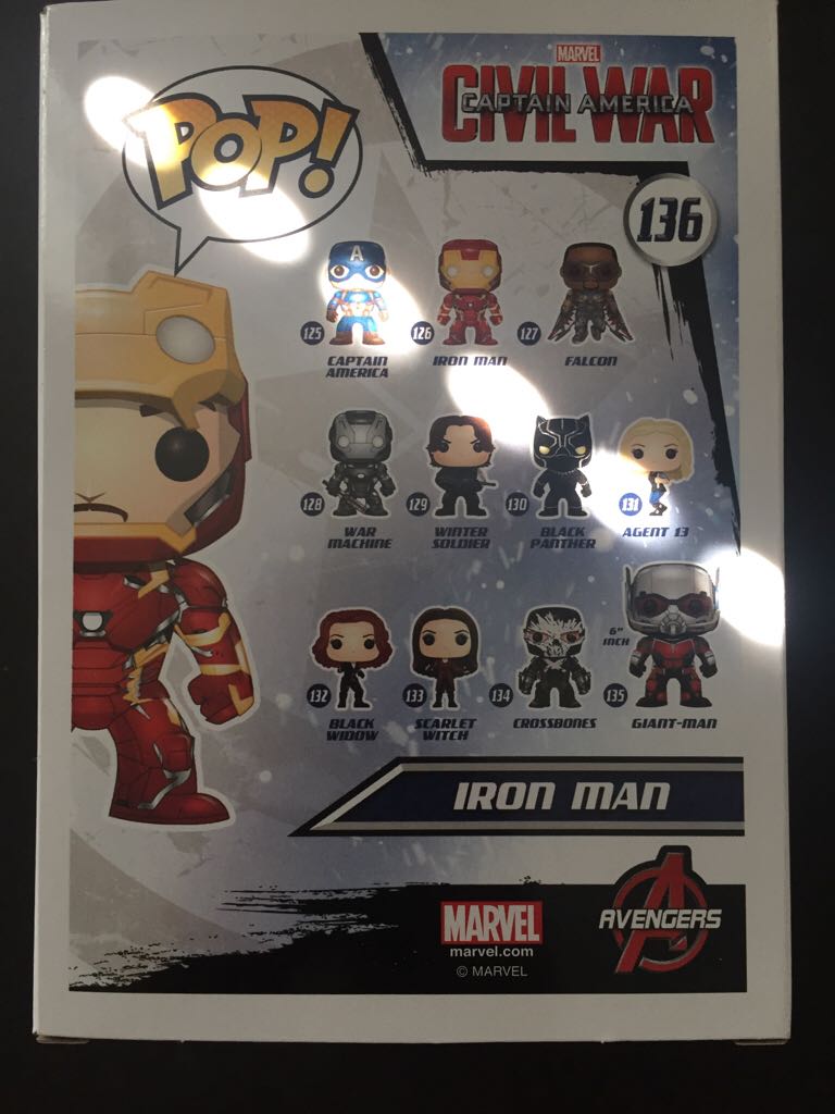Iron Man (Unmasked) - Marvel Universe vinyl figure collectible [Barcode 849803072254] - Main Image 2