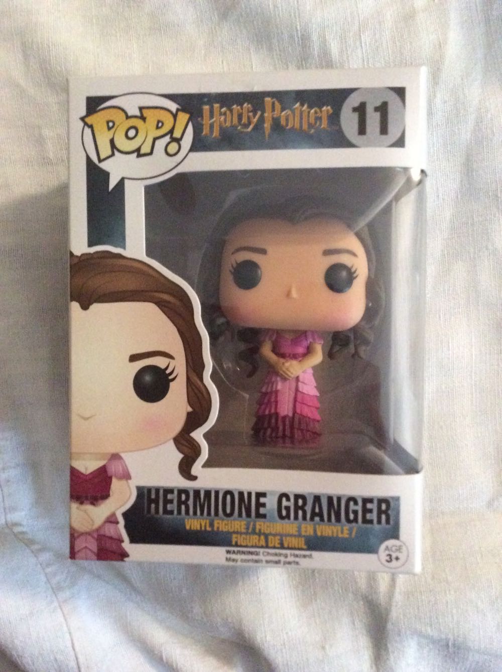 Hermione Granger (Yule Ball) - Harry Potter vinyl figure collectible [Barcode 849803065676] - Main Image 3