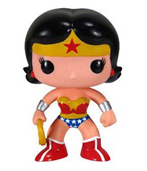 Wonder Woman - DC Universe vinyl figure collectible [Barcode 22105776] - Main Image 2