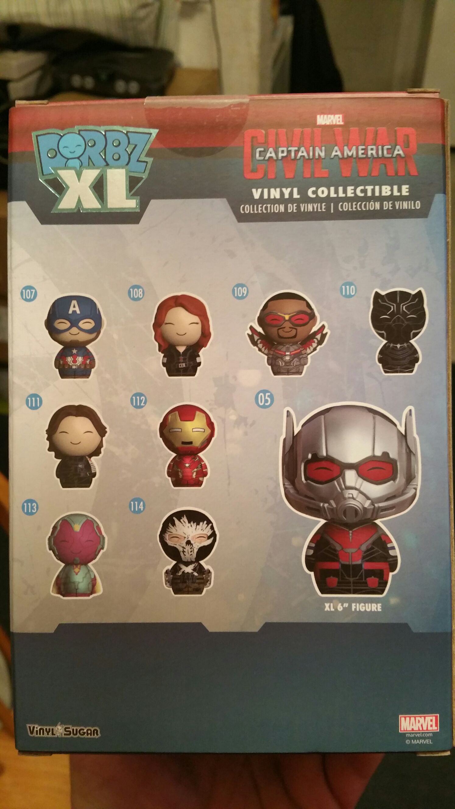 Giant-Man  vinyl figure collectible [Barcode 849803077396] - Main Image 2