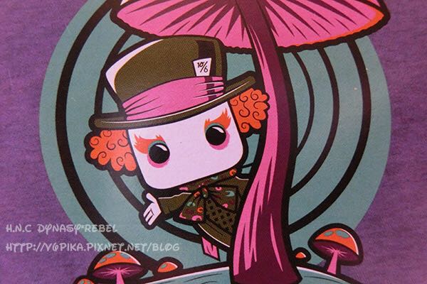 Mad Hatter  vinyl figure collectible - Main Image 2