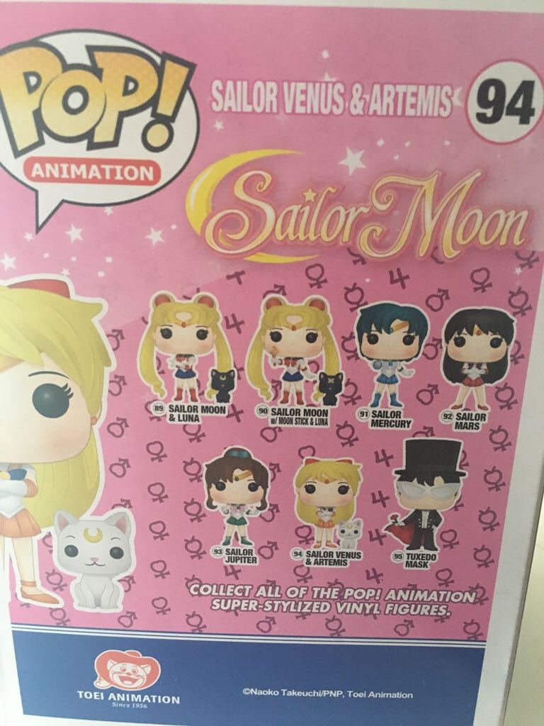Sailor Venus & Artemis  vinyl figure collectible [Barcode 849803073008] - Main Image 2