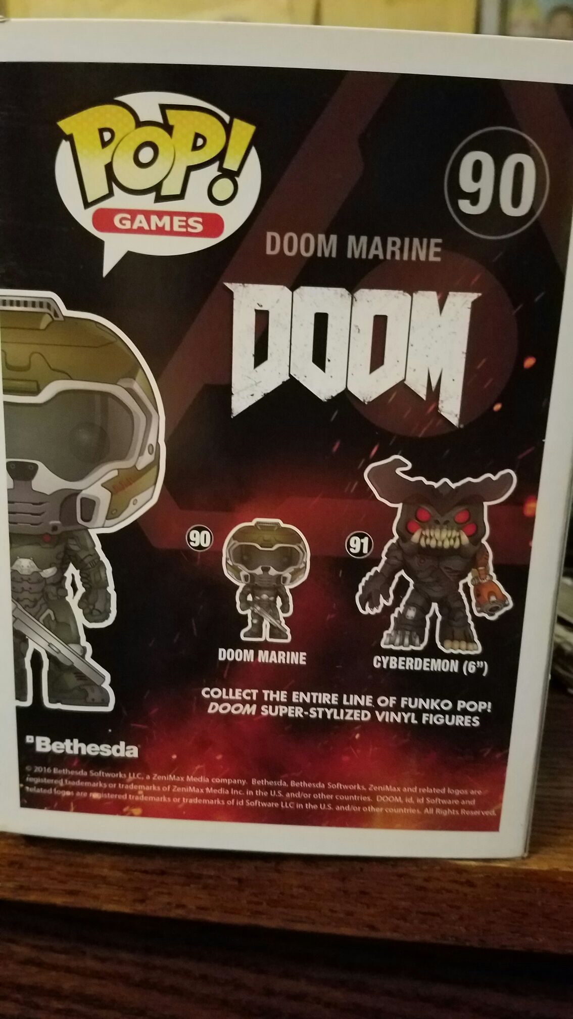 Space Marine (Astronaut) - Doom vinyl figure collectible [Barcode 849803096373] - Main Image 2