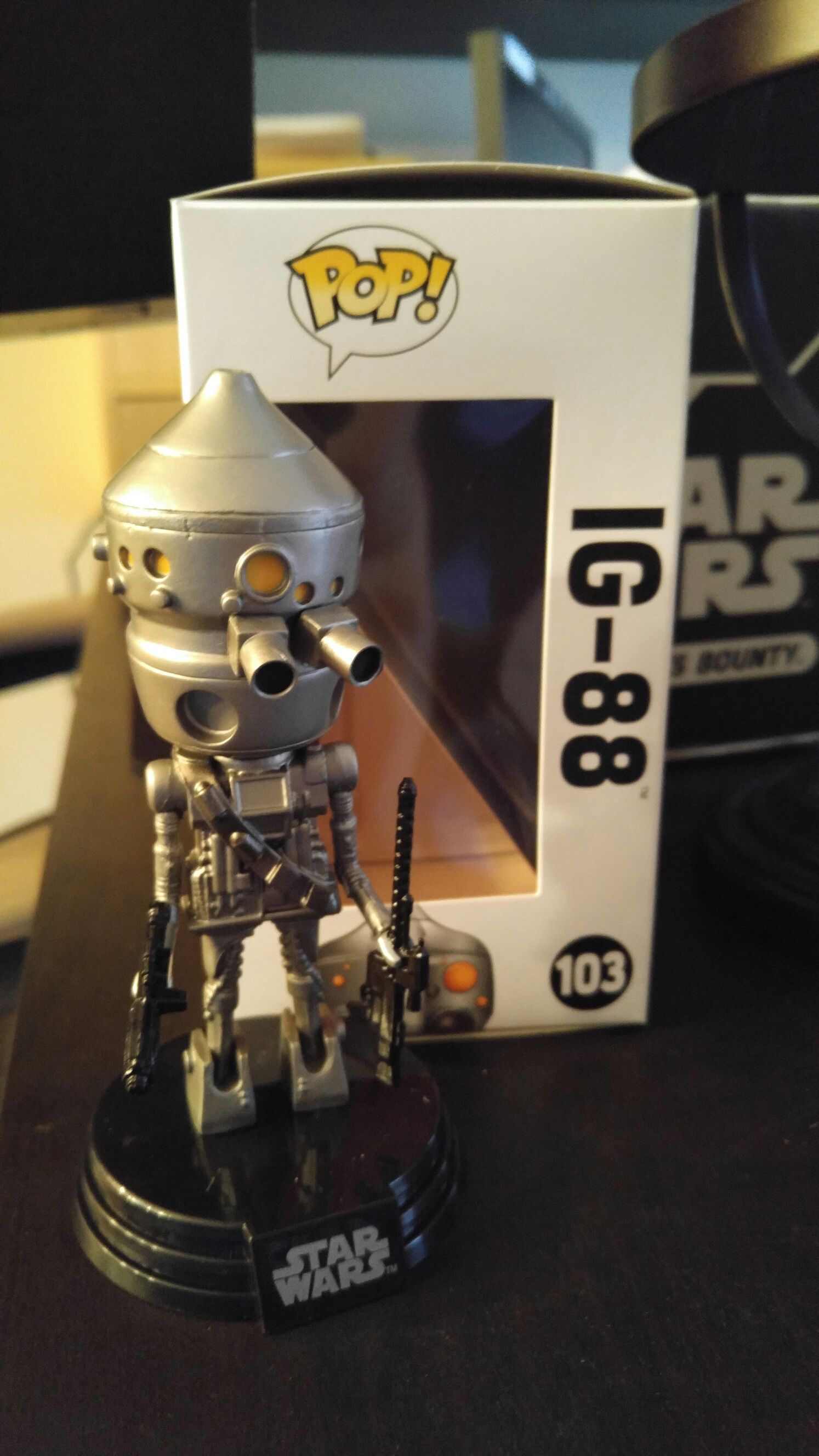 IG-88 - Star Wars vinyl figure collectible - Main Image 2