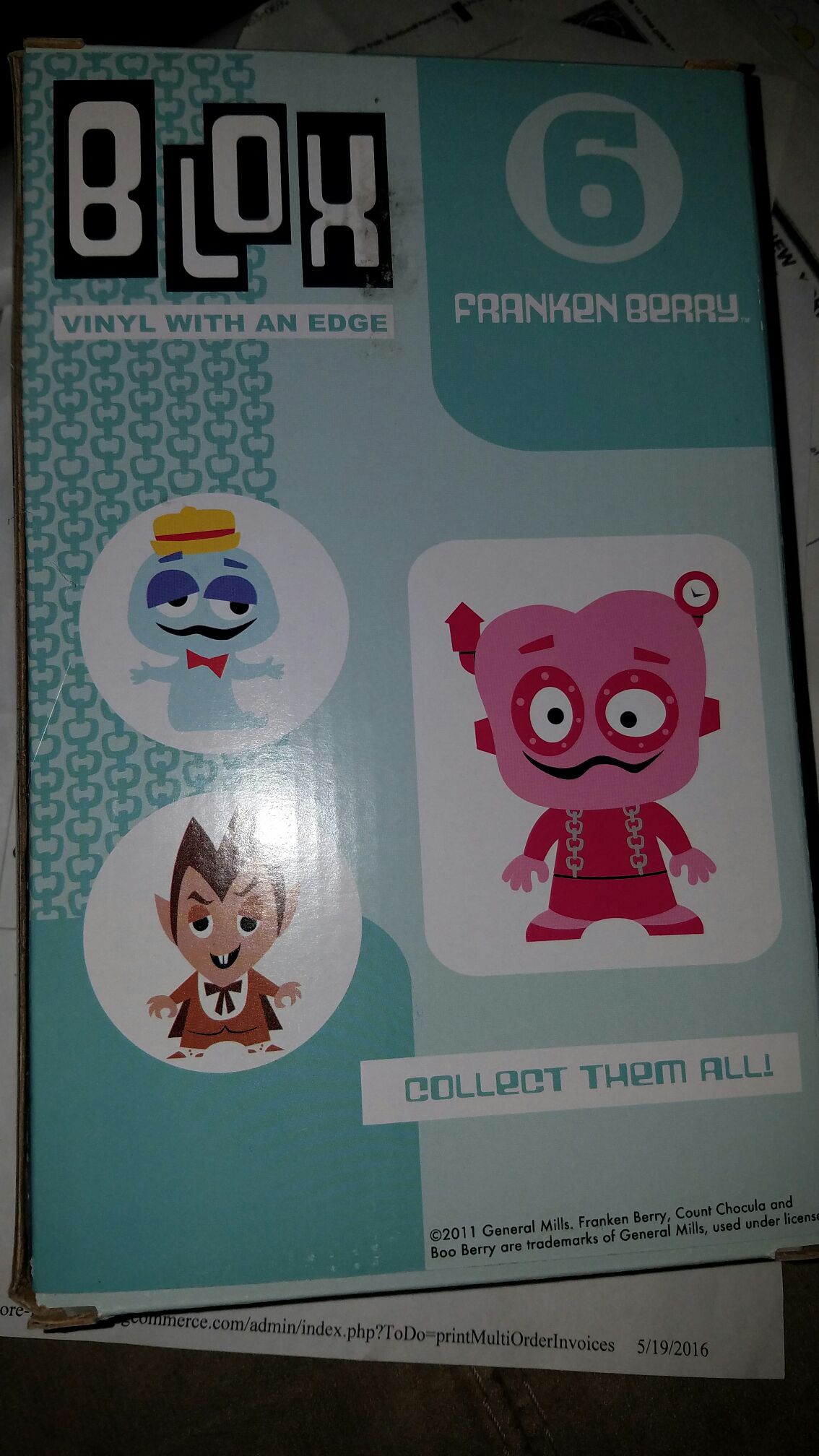 Franken Berry - General Mills vinyl figure collectible [Barcode 830395024585] - Main Image 2
