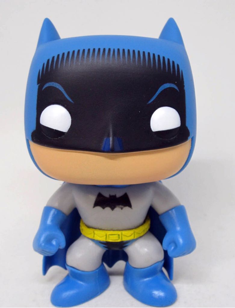 Batman: Retro Batman  vinyl figure collectible - Main Image 2