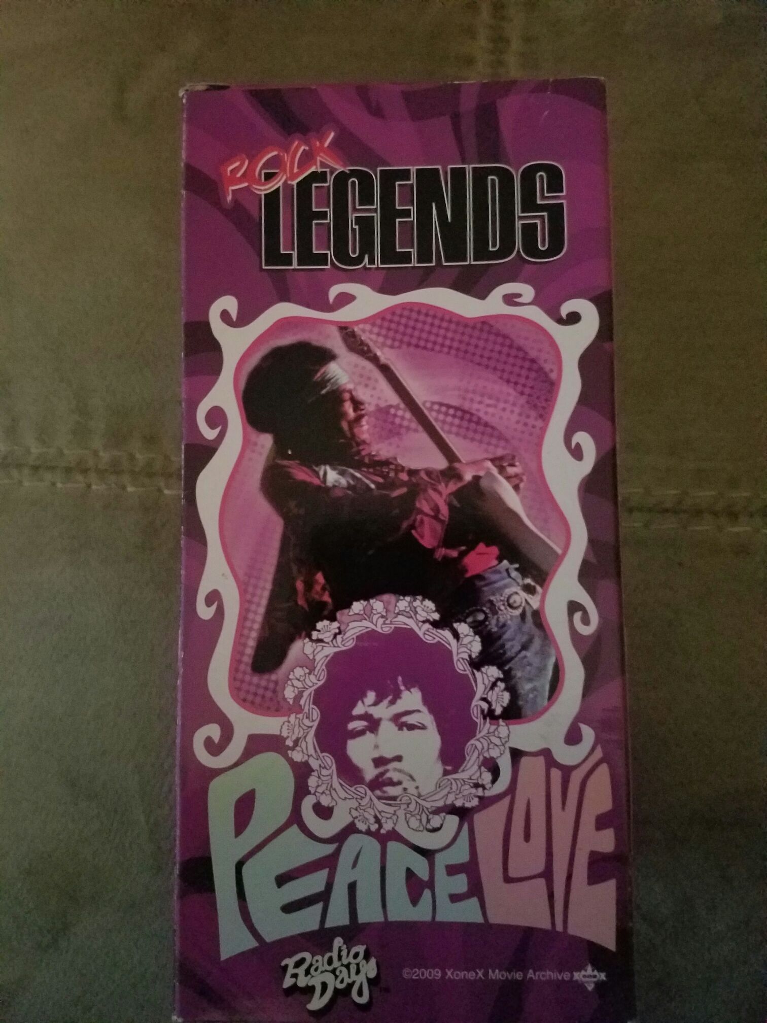 rock legends  vinyl figure collectible [Barcode 830395020044] - Main Image 2