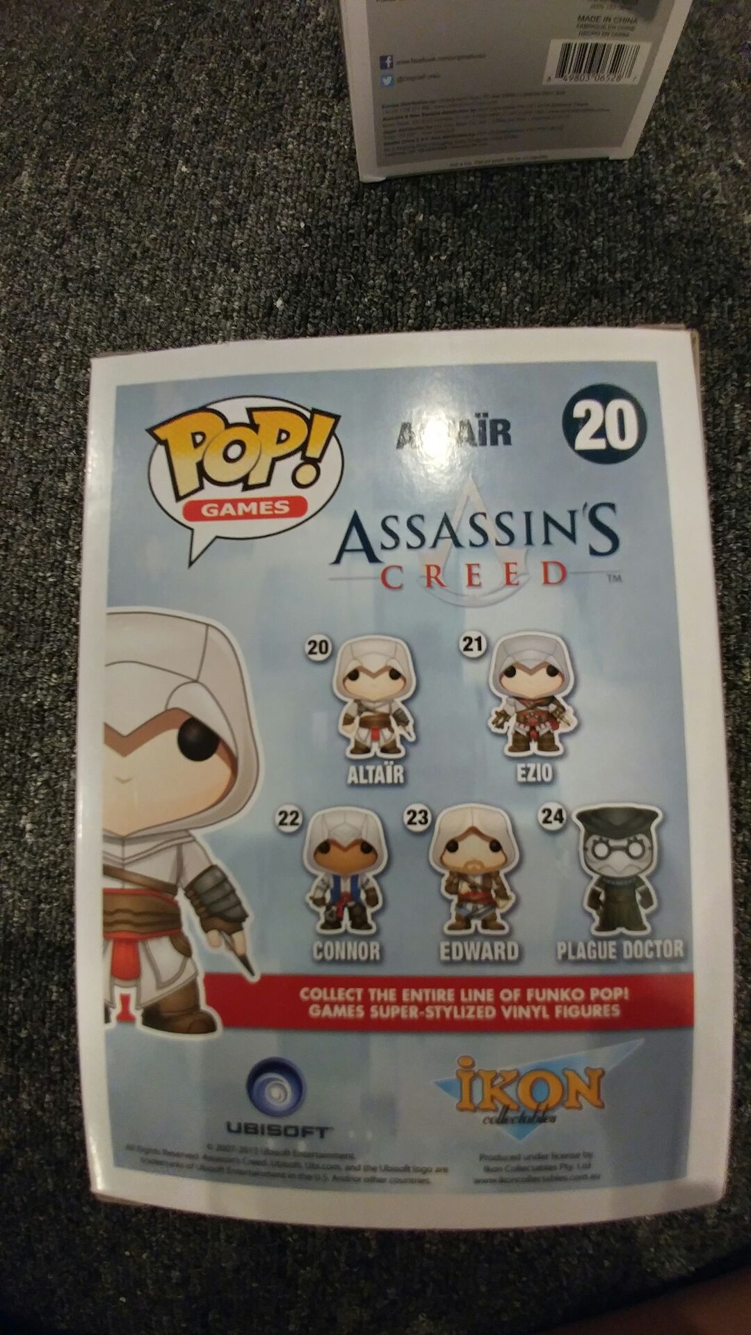 Altair Assassin’s Creed - Assassin’s Creed vinyl figure collectible [Barcode 849203037891] - Main Image 2