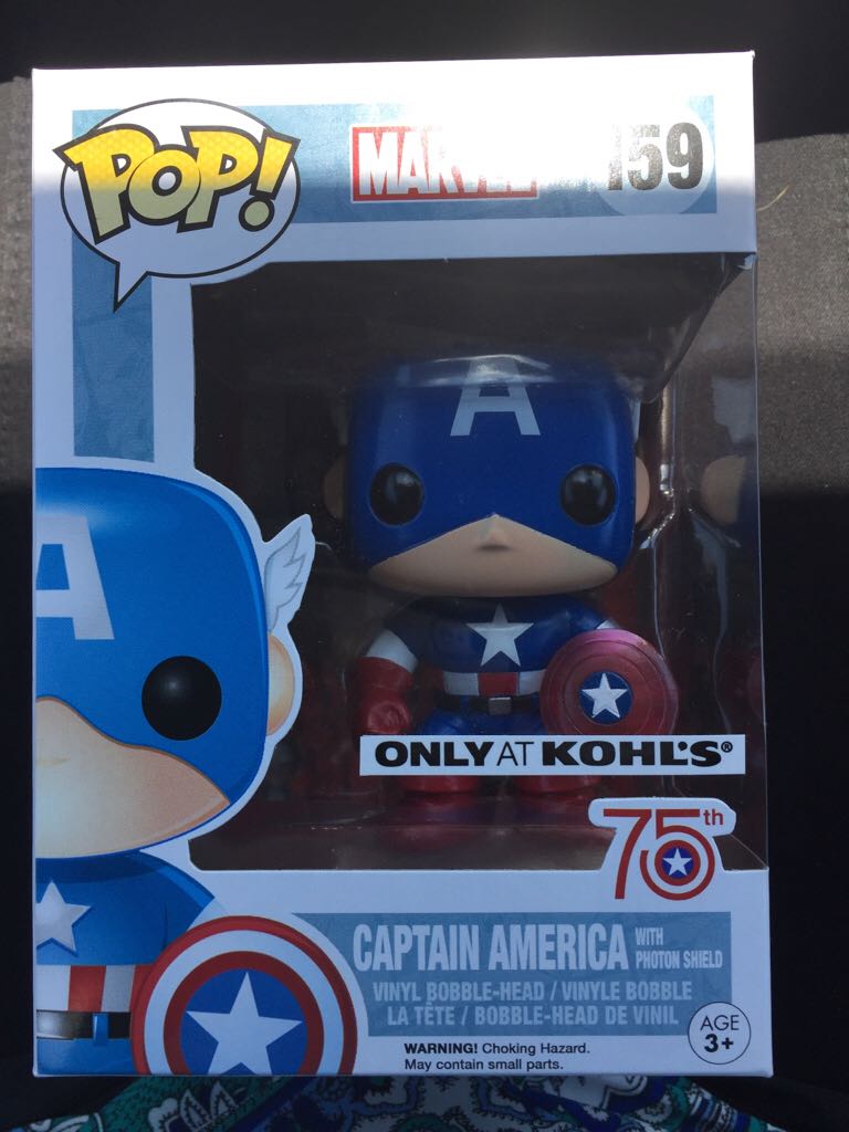 Captain America (With Photon Shield) - Marvel Universe vinyl figure collectible [Barcode 889698101288] - Main Image 2