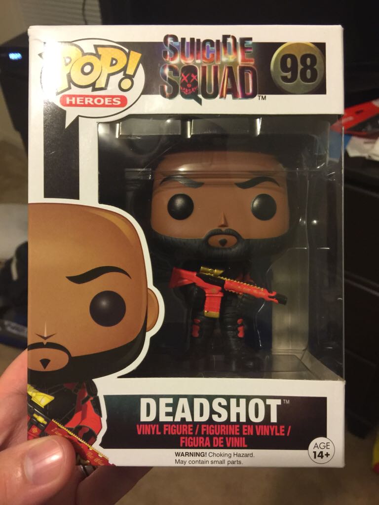 Deadshot - DC Universe vinyl figure collectible - Main Image 2
