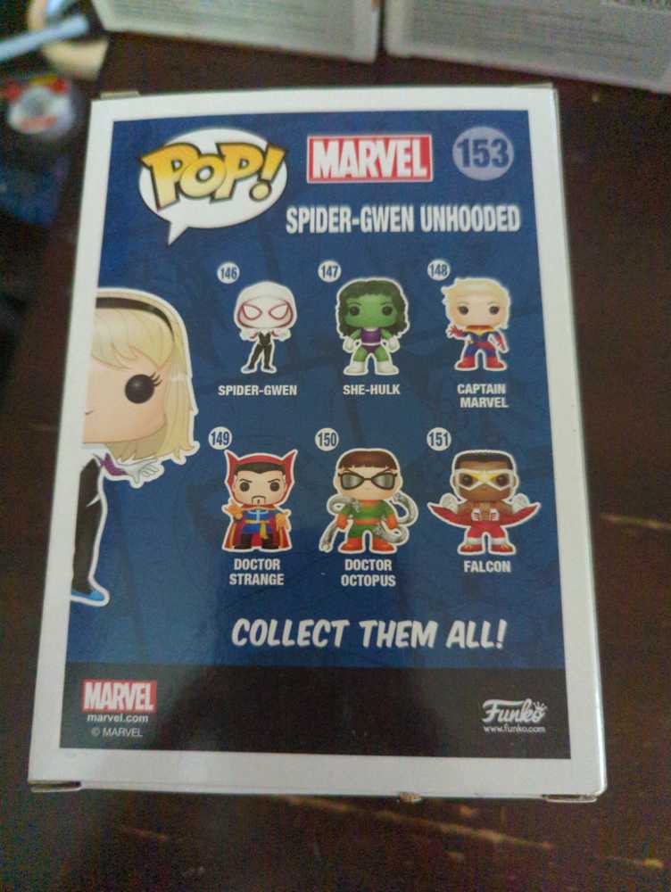 Spider-Gwen (Unhooded) $18  vinyl figure collectible - Main Image 4