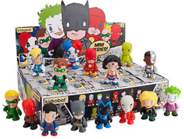 Kidrobot : Batman - DC Universe vinyl figure collectible - Main Image 2