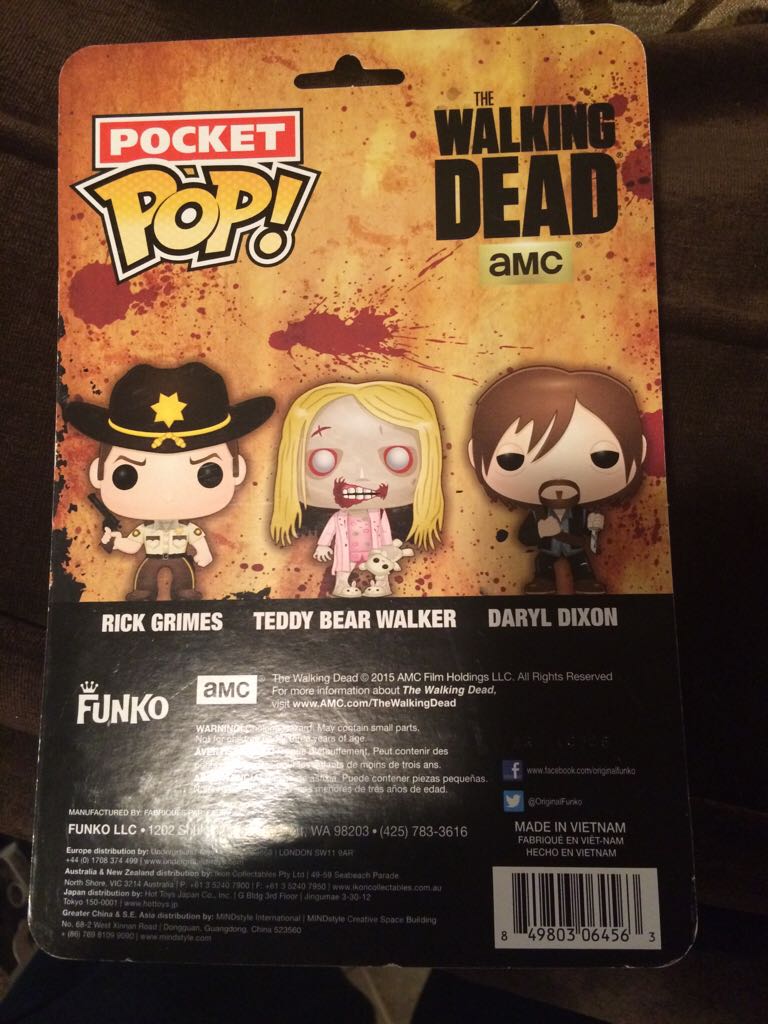 Walking Dead - The Walking Dead vinyl figure collectible [Barcode 849803064563] - Main Image 2