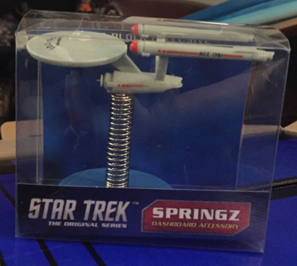 NCC-1701 Enterprise Starship - Star Trek vinyl figure collectible - Main Image 2