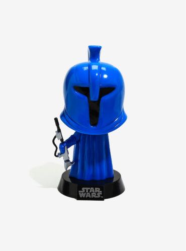 Blue Senate Guard - Star Wars vinyl figure collectible - Main Image 2