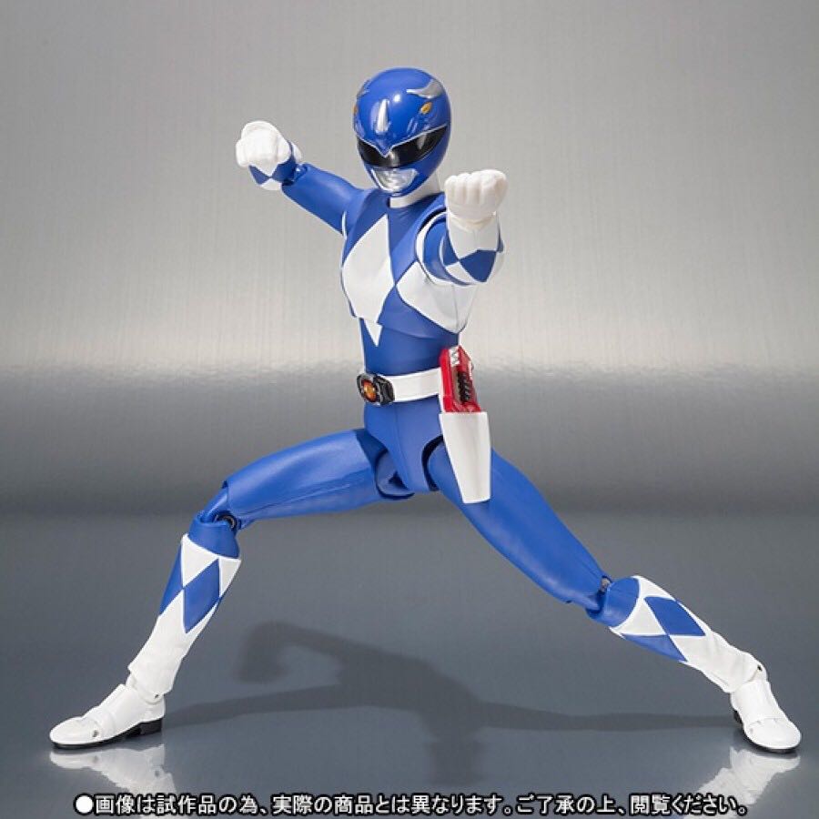 Blue Ranger - Mighty Morphin Power Rangers vinyl figure collectible [Barcode 889698108591] - Main Image 2