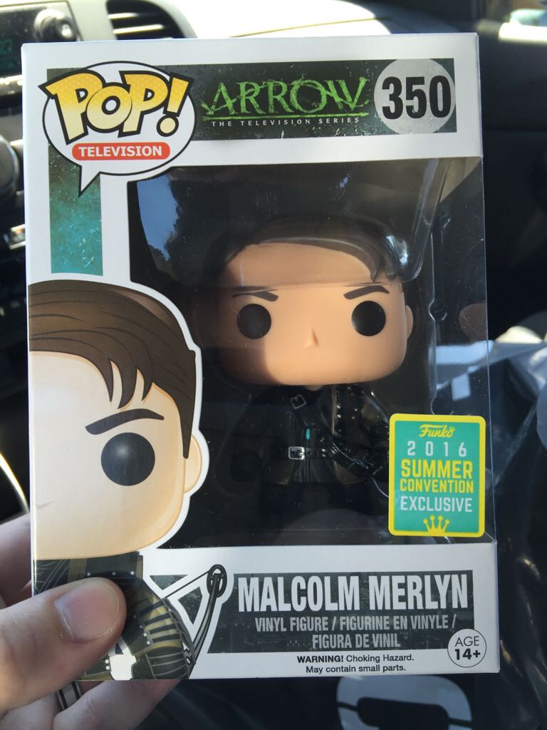 Malcolm Merlyn - Arrow vinyl figure collectible [Barcode 849803094843] - Main Image 2