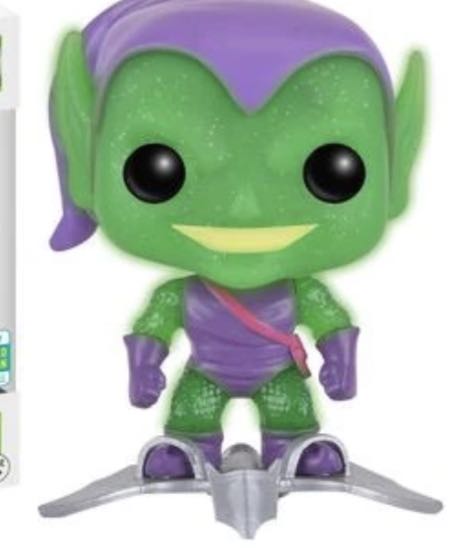 Green Goblin (with Glider) $60 - Marvel Universe vinyl figure collectible - Main Image 2