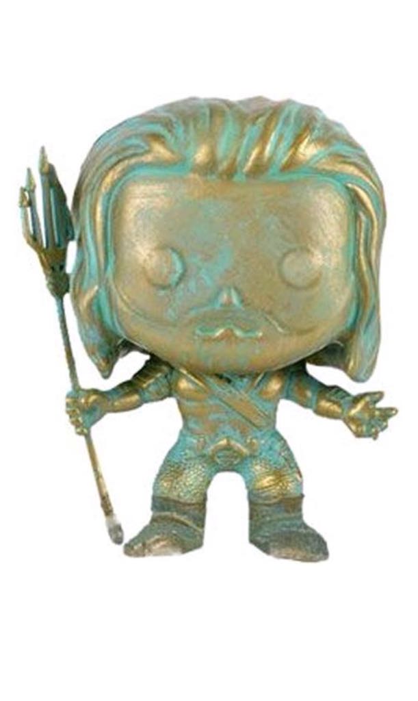 Aquaman (Exclusive Entertainment Earth) - DC Universe vinyl figure collectible [Barcode 889698102643] - Main Image 2