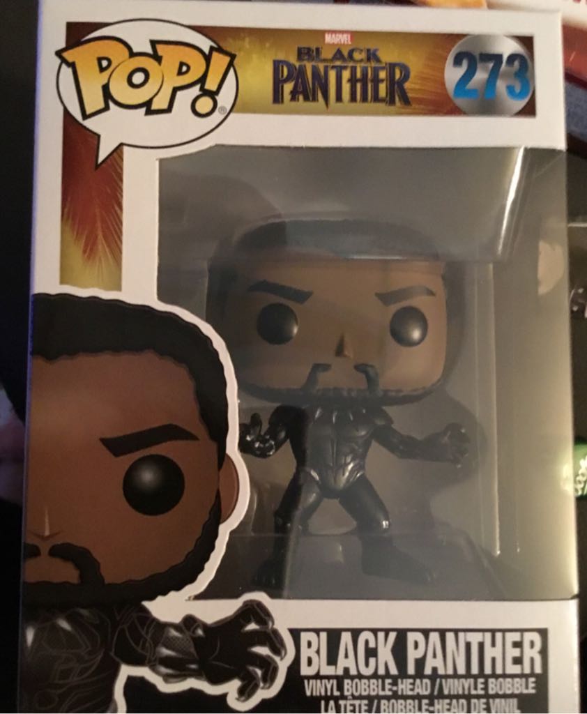 Black Panther  vinyl figure collectible - Main Image 2