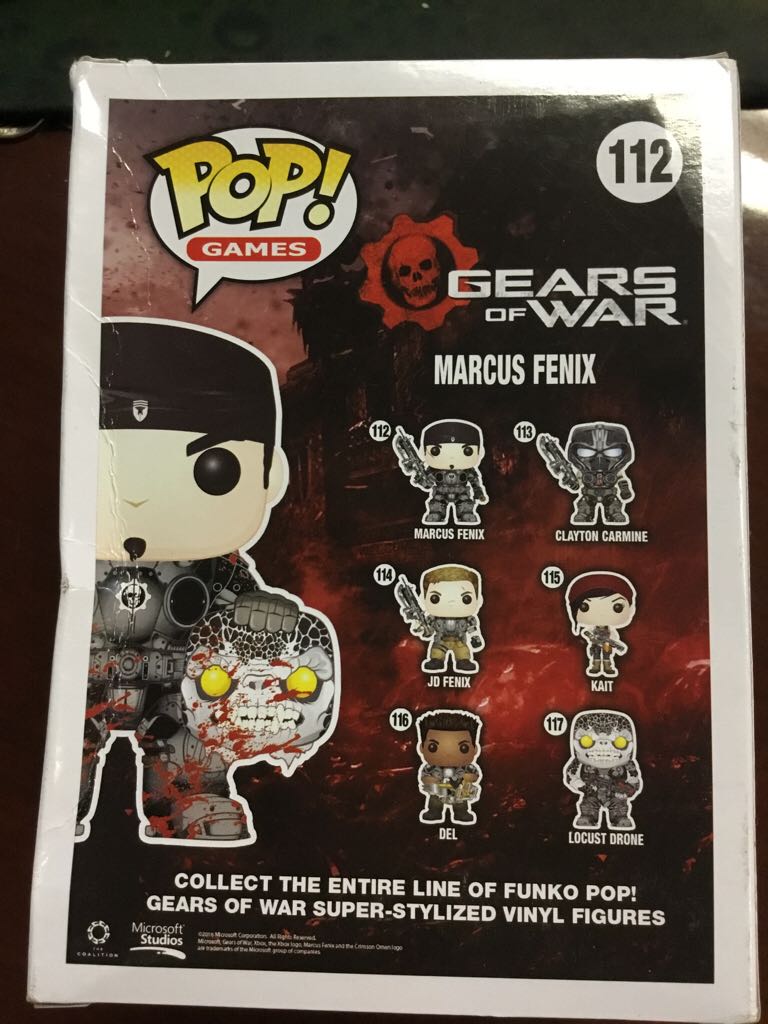 Marcus Fenix (w / Head) (Black Lancer) - Gears of War vinyl figure collectible [Barcode 889698102704] - Main Image 2