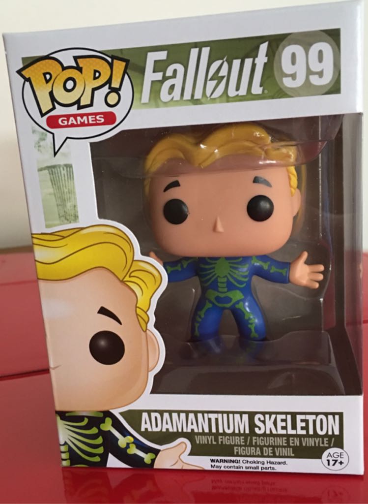 Fallout Adamantium Skelton - Fallout vinyl figure collectible [Barcode 889698107075] - Main Image 2