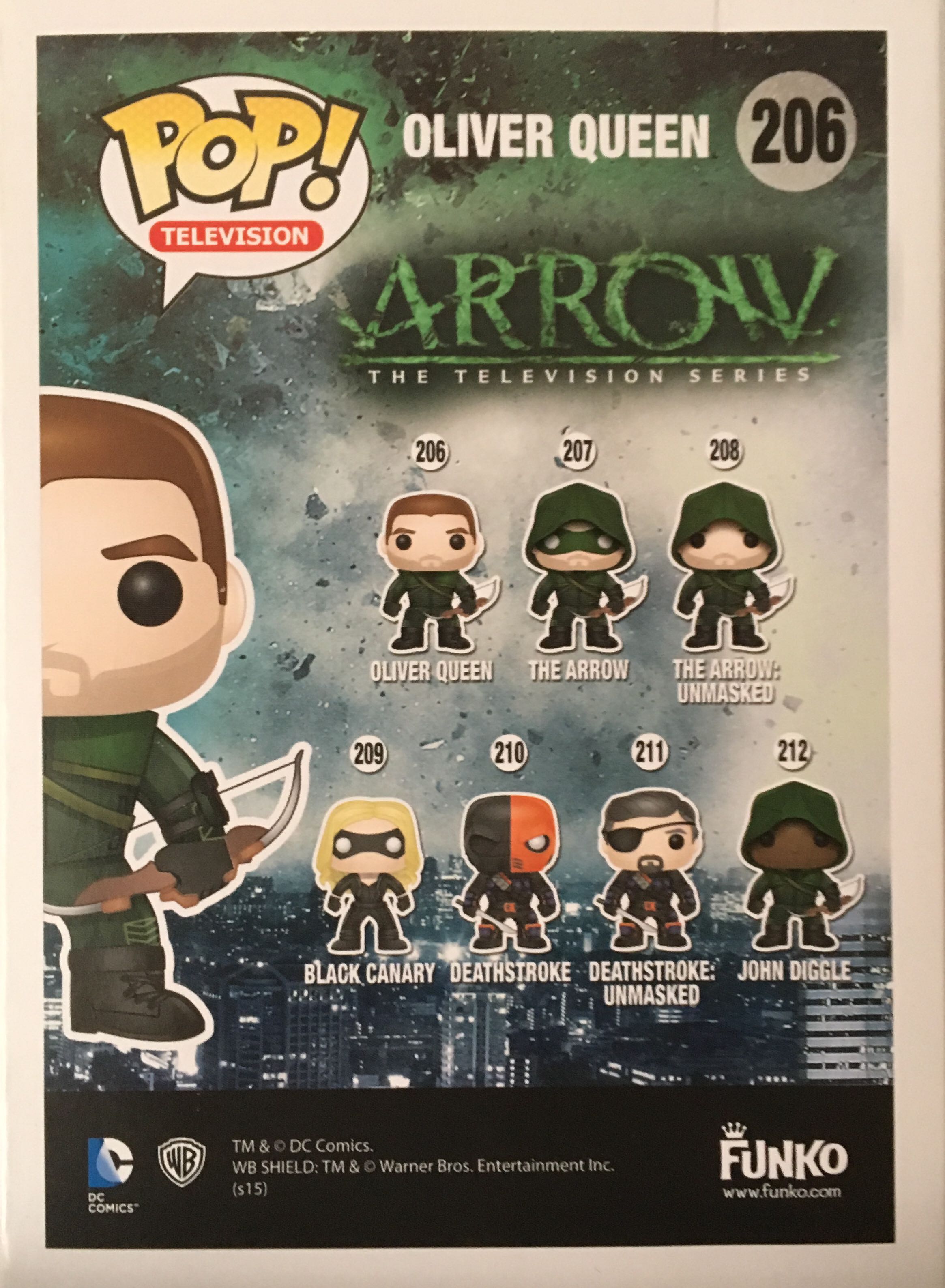 Oliver Queen - Arrow vinyl figure collectible - Main Image 3
