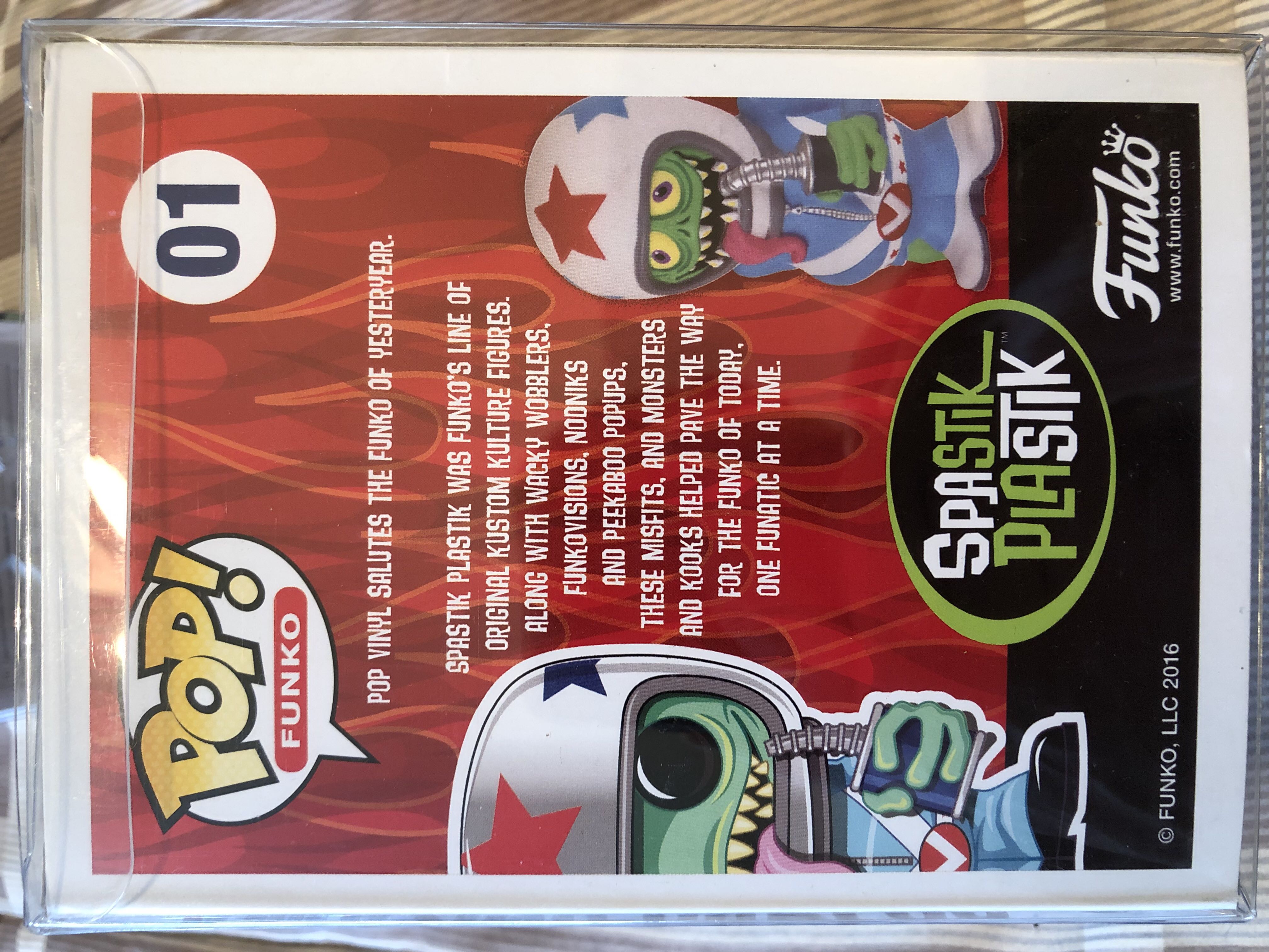 Amazing Carlos (Silver) - Funko vinyl figure collectible [Barcode 889698107341] - Main Image 2