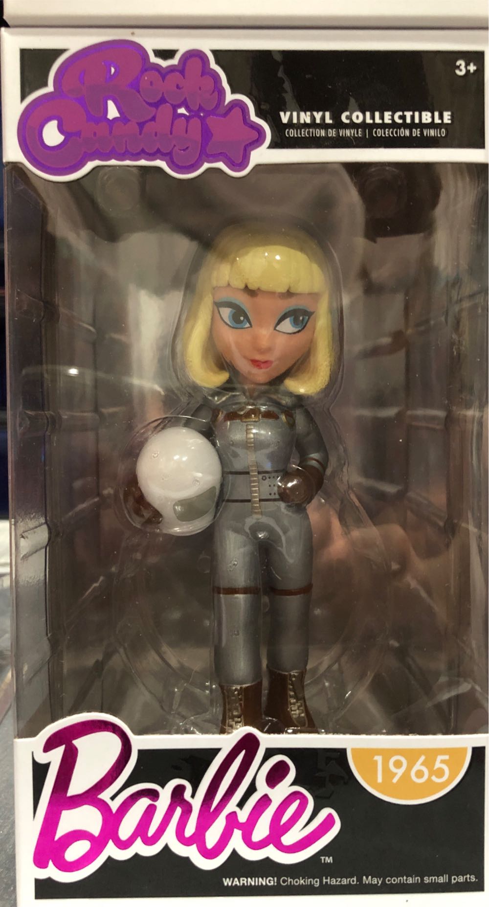 Barbie 1965 - Barbie vinyl figure collectible [Barcode 849803086947] - Main Image 3