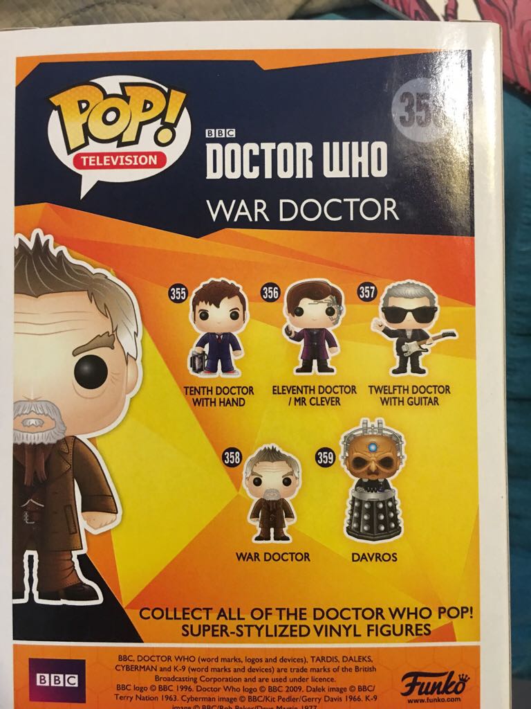 War Doctor - Doctor Who vinyl figure collectible [Barcode 849803099084] - Main Image 2