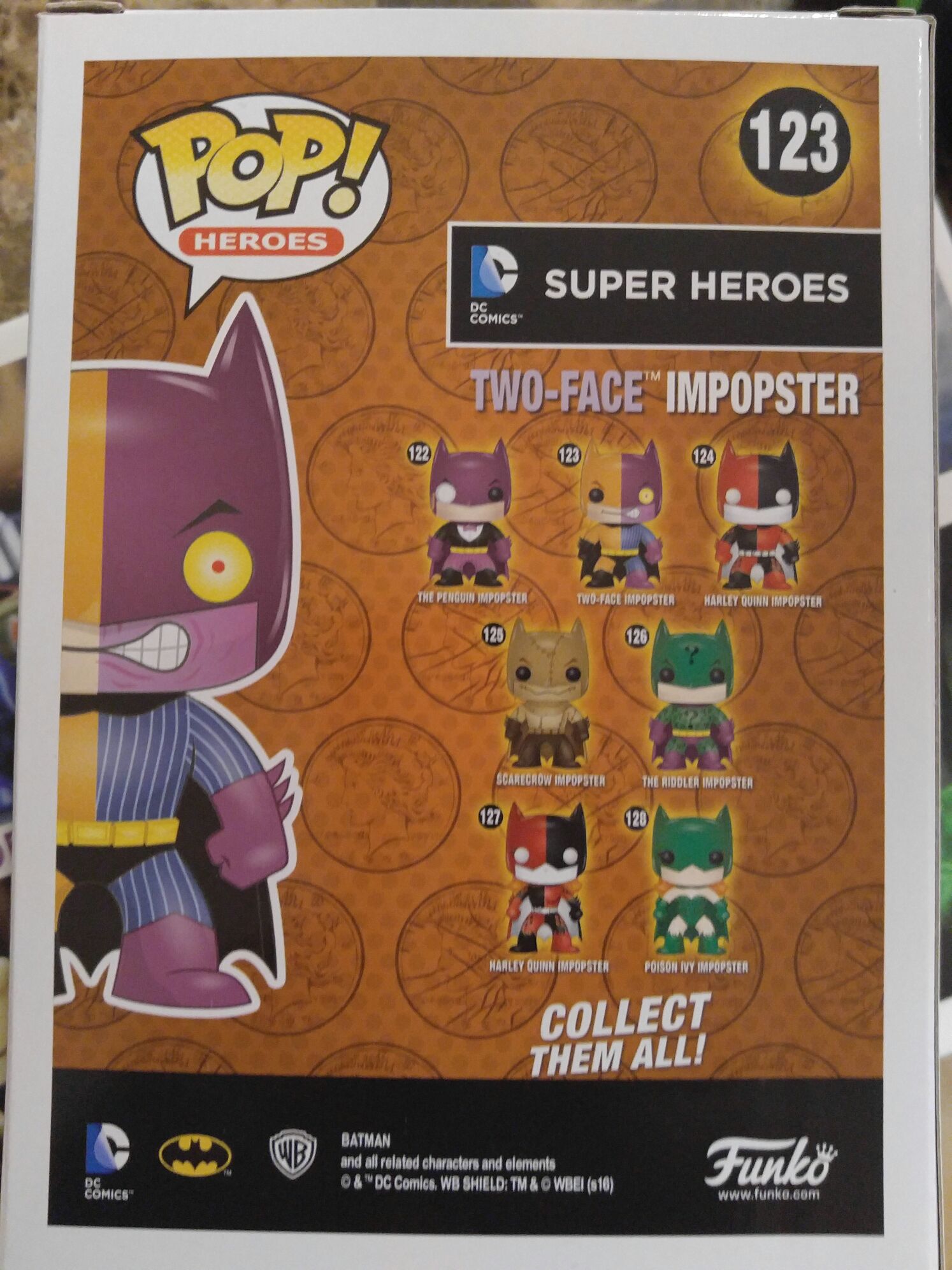 Two-face Imposter - DC Universe vinyl figure collectible [Barcode 889698107815] - Main Image 2