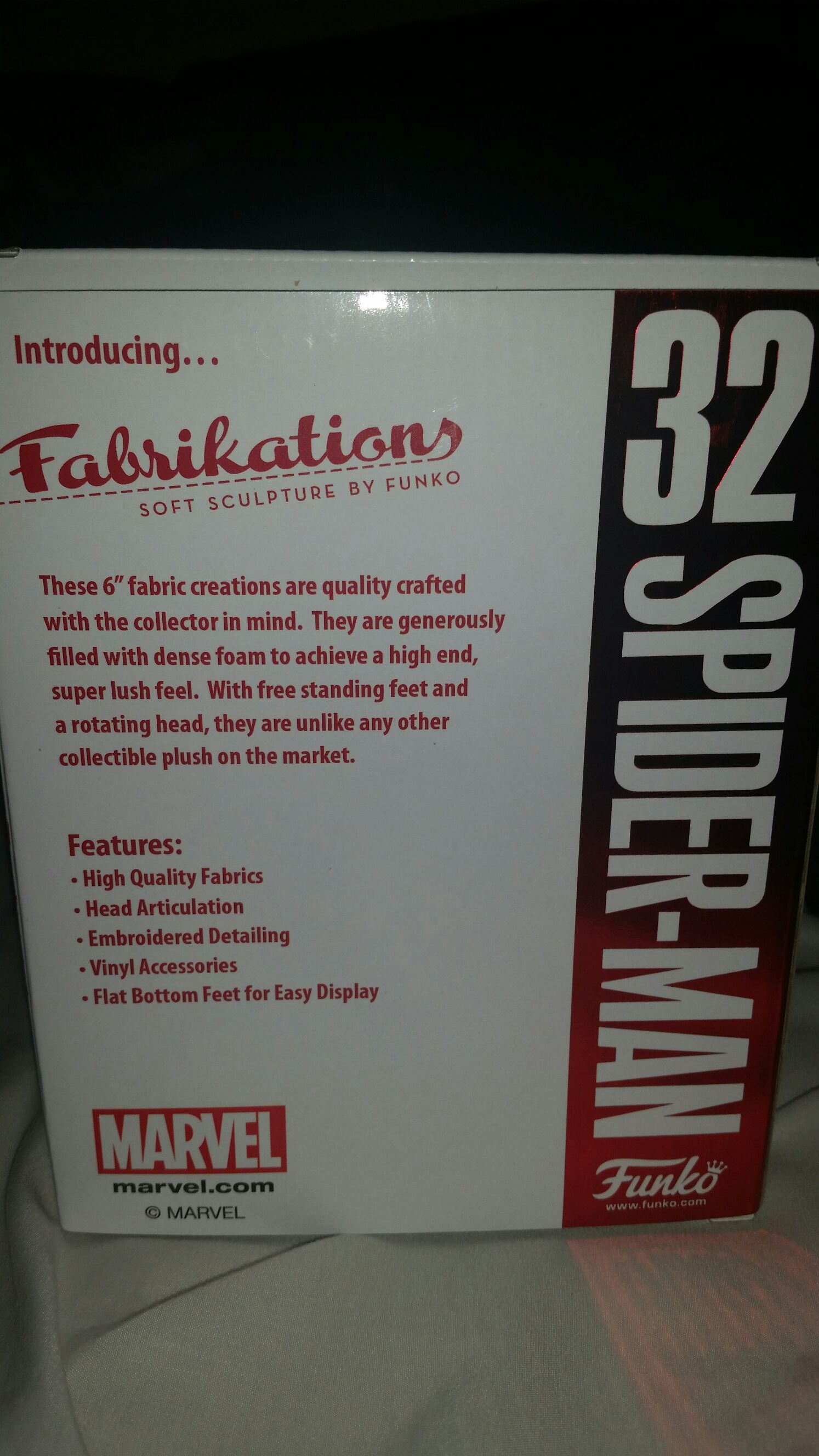 Spider Man Fabrication - Marvel Universe vinyl figure collectible - Main Image 2